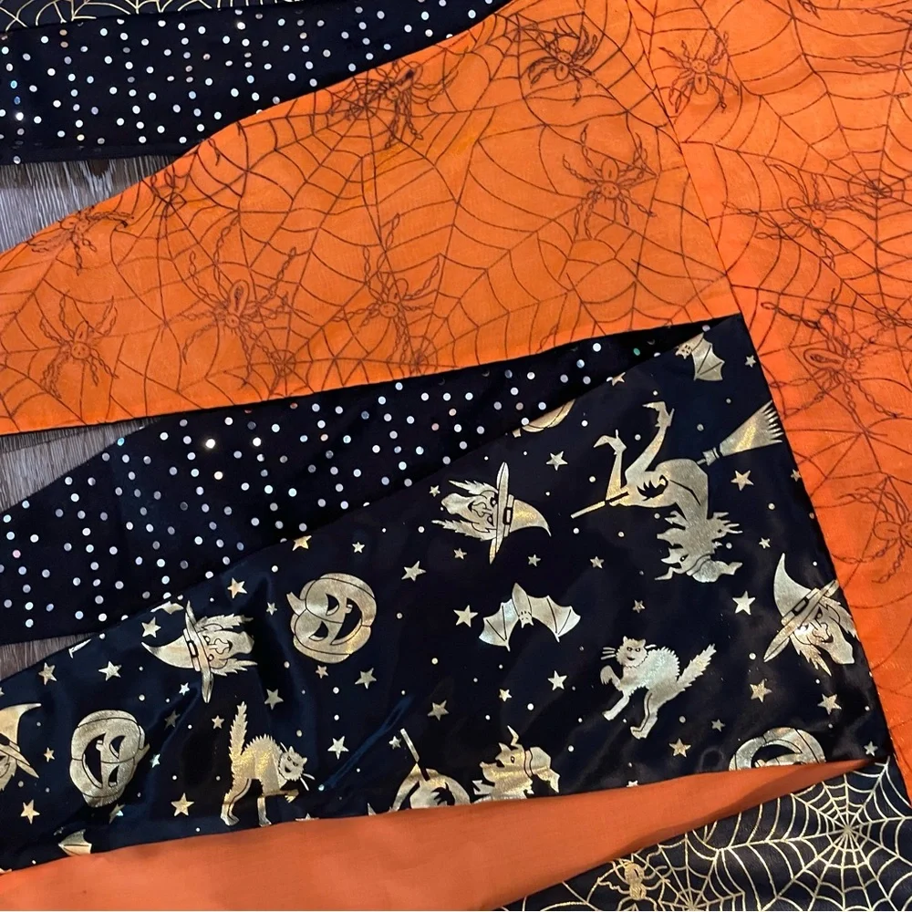 Grandin Road Bewitching Halloween Mantel Pennant Scarf Bells Tassels Retired